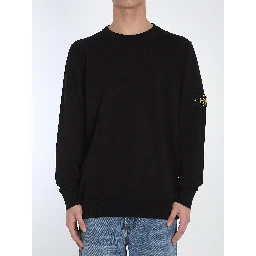 Crewneck sweater