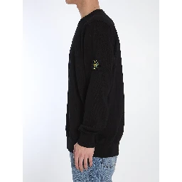 Crewneck sweater