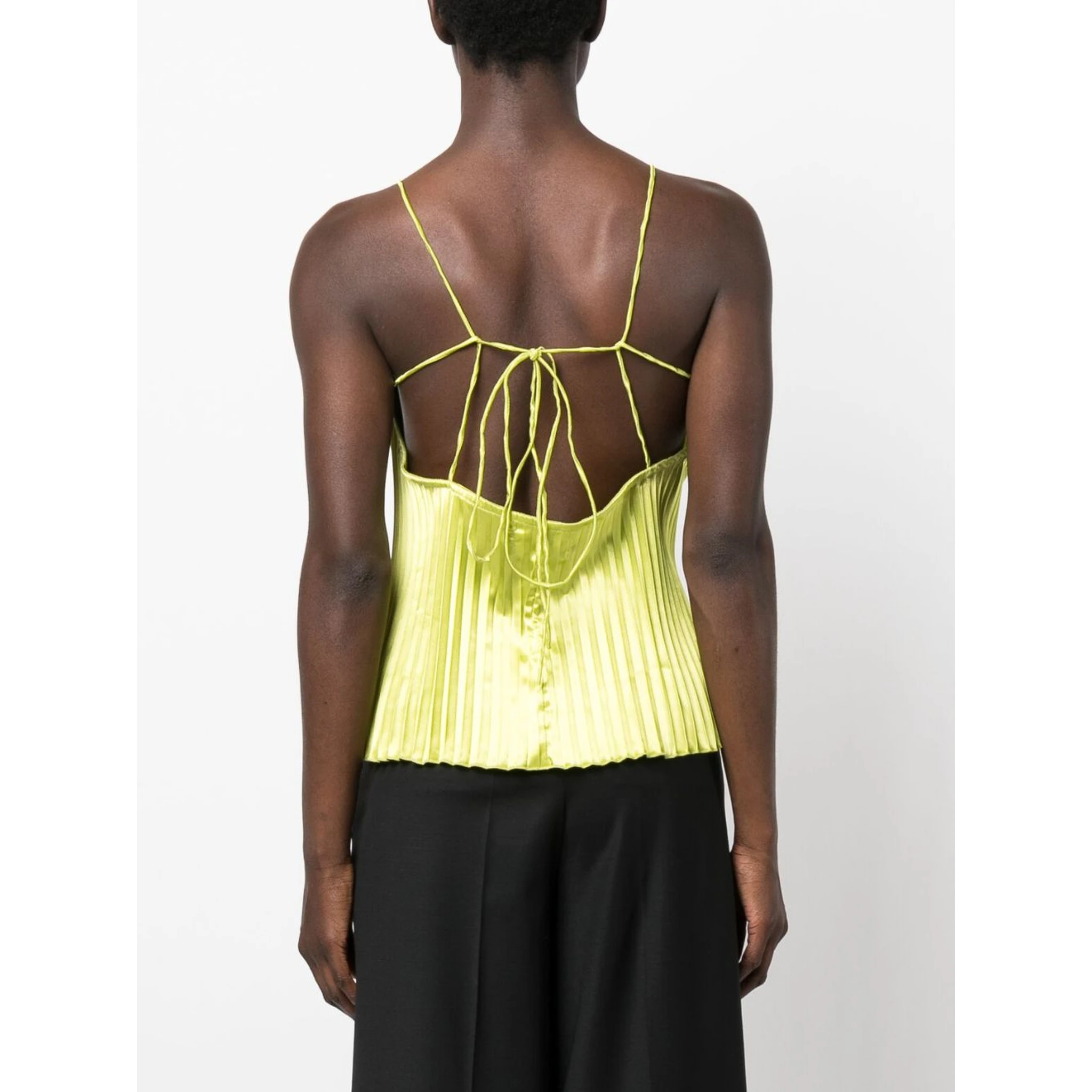 fully-pleated sleeveless blouse