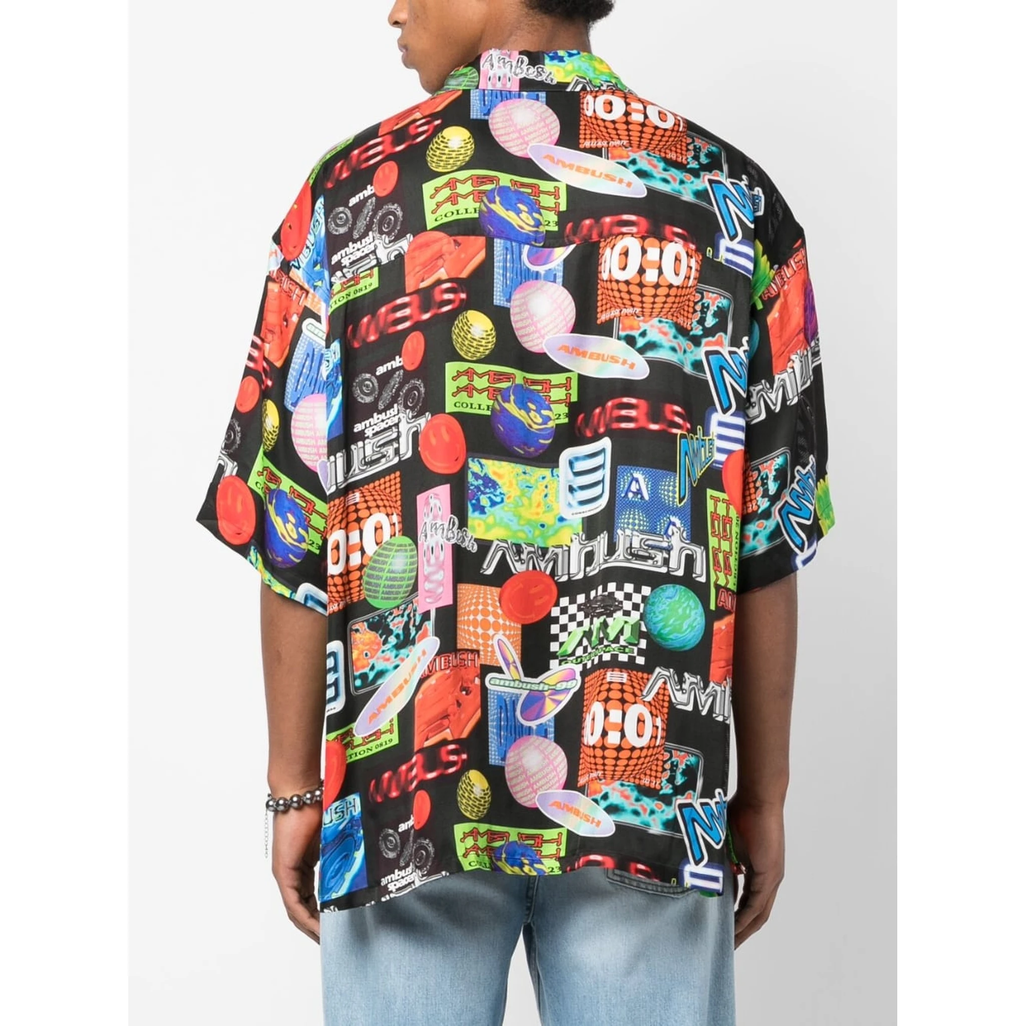 graphic-print short-sleeve shirt