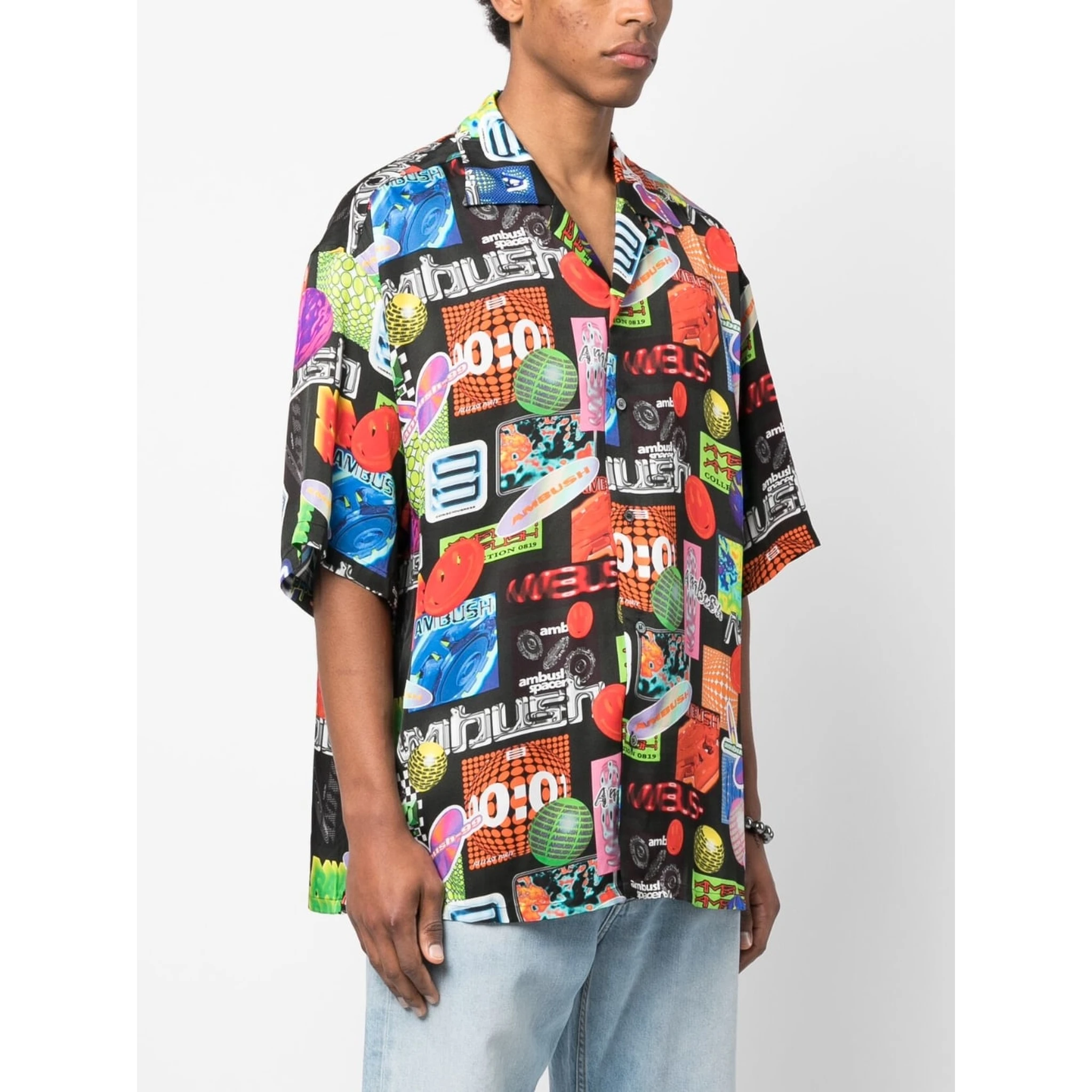 graphic-print short-sleeve shirt
