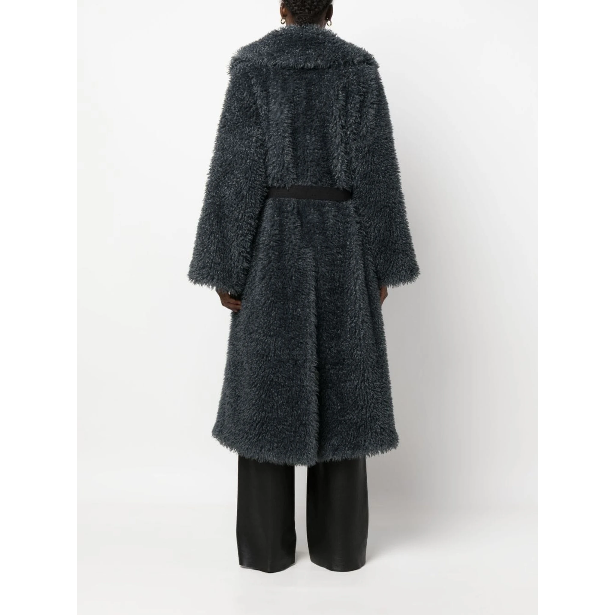 Belted Straight Hem Shearling Coat In Grey