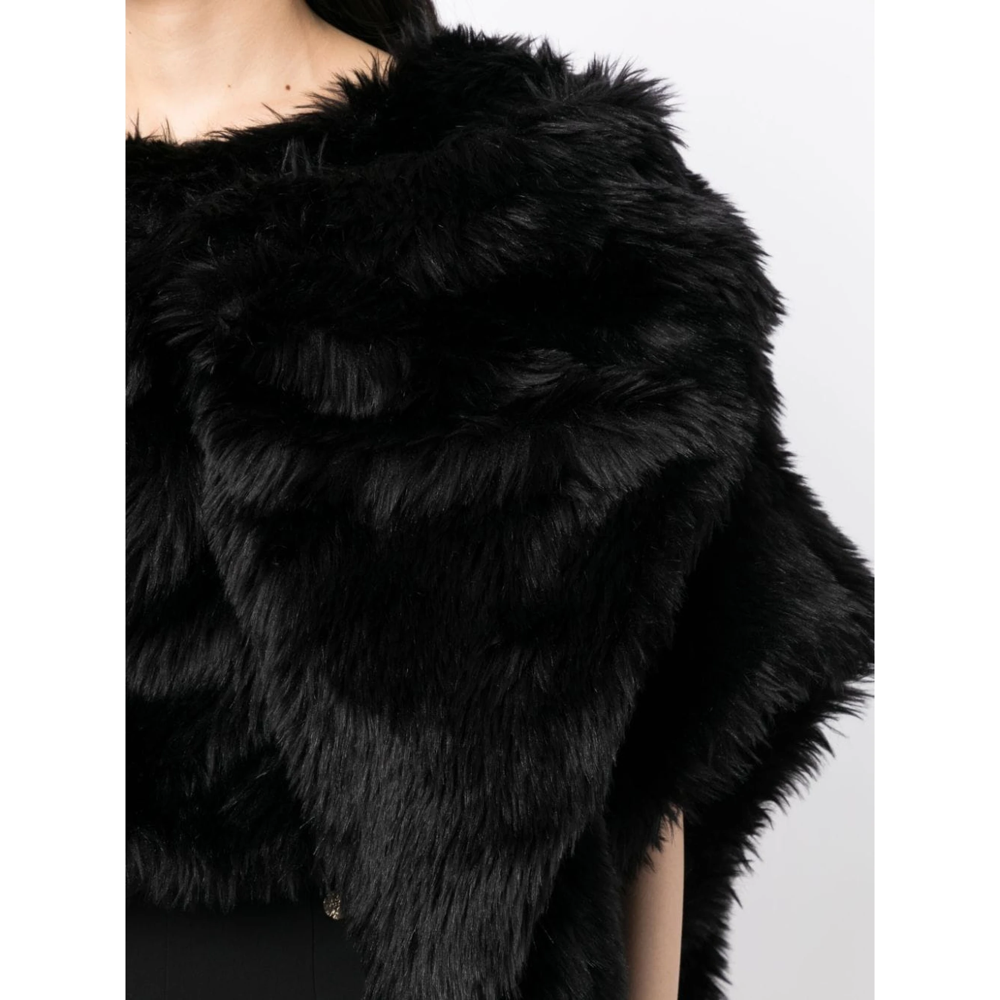 fur-design cropped blouse