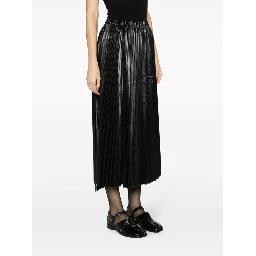 Cropped Leg Pleated Cotton Trousers In Black