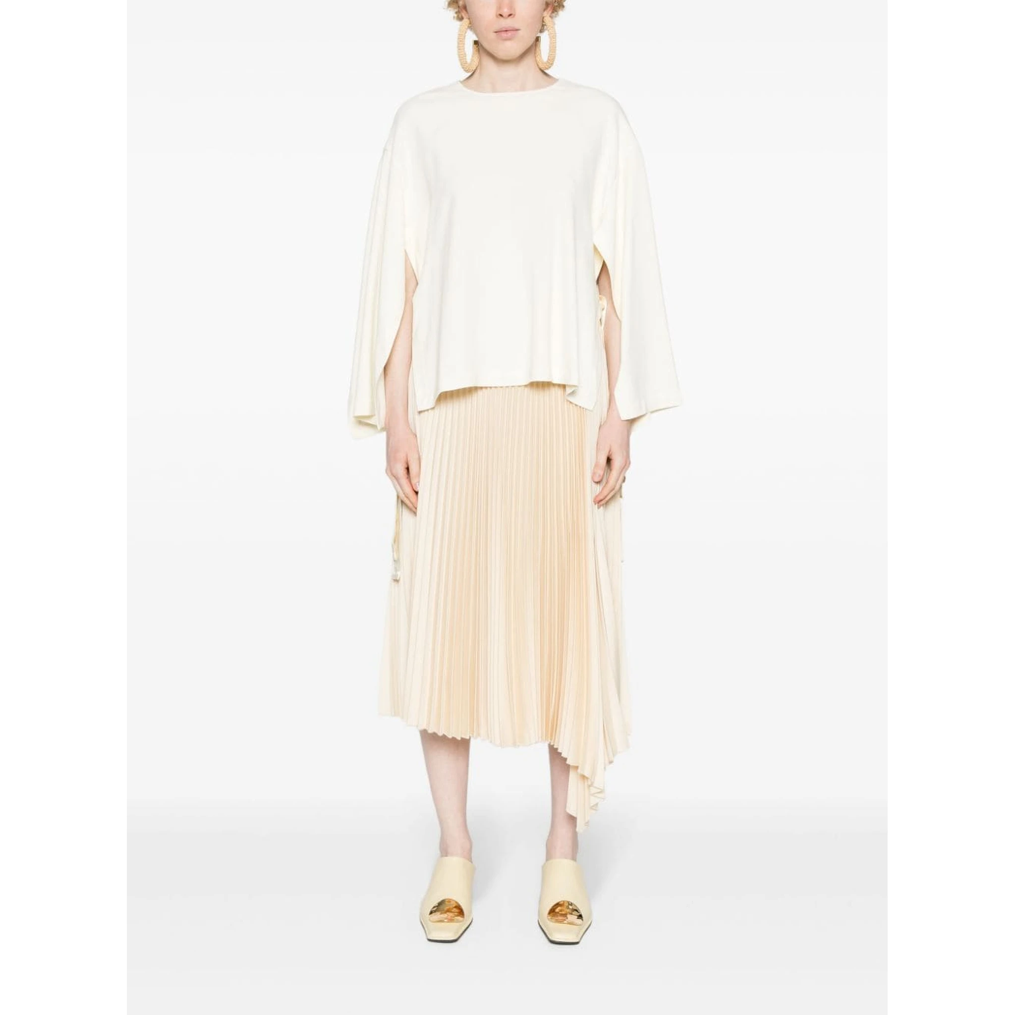 wide open-sleeves blouse