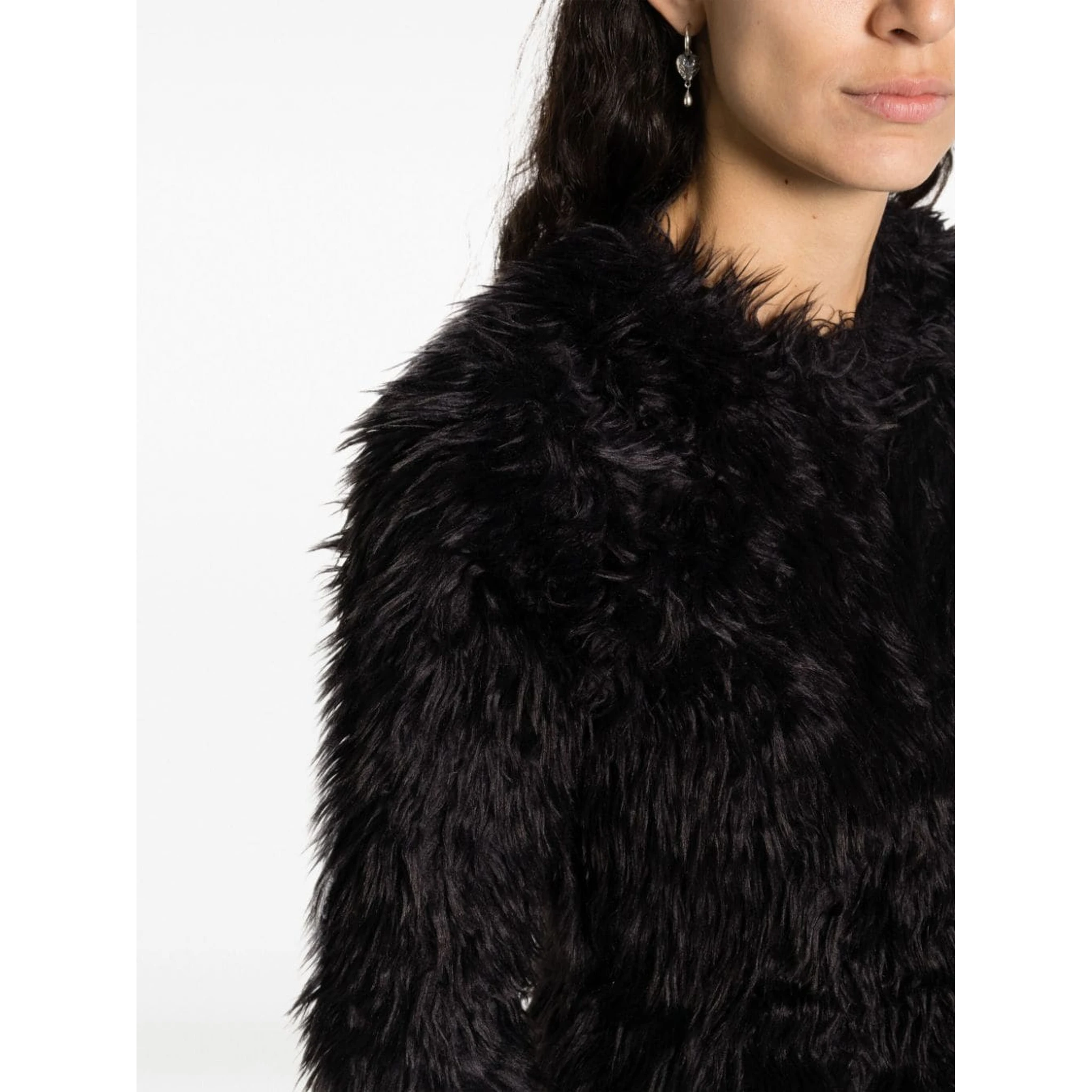 Black Long-sleeved T-shirt