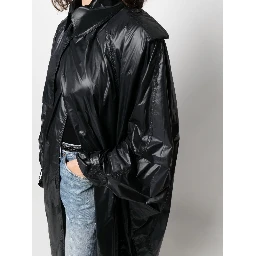 Long-sleeved Padded Coat In Black