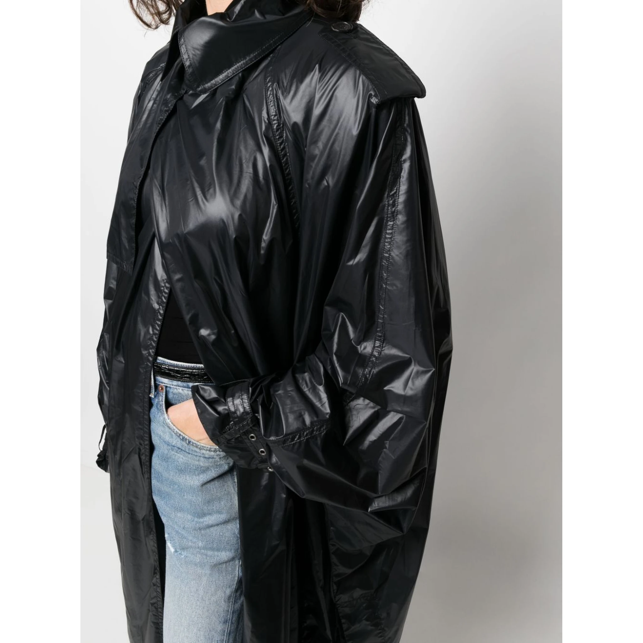 Long-sleeved Padded Coat In Black
