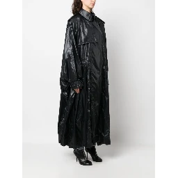 Long-sleeved Padded Coat In Black