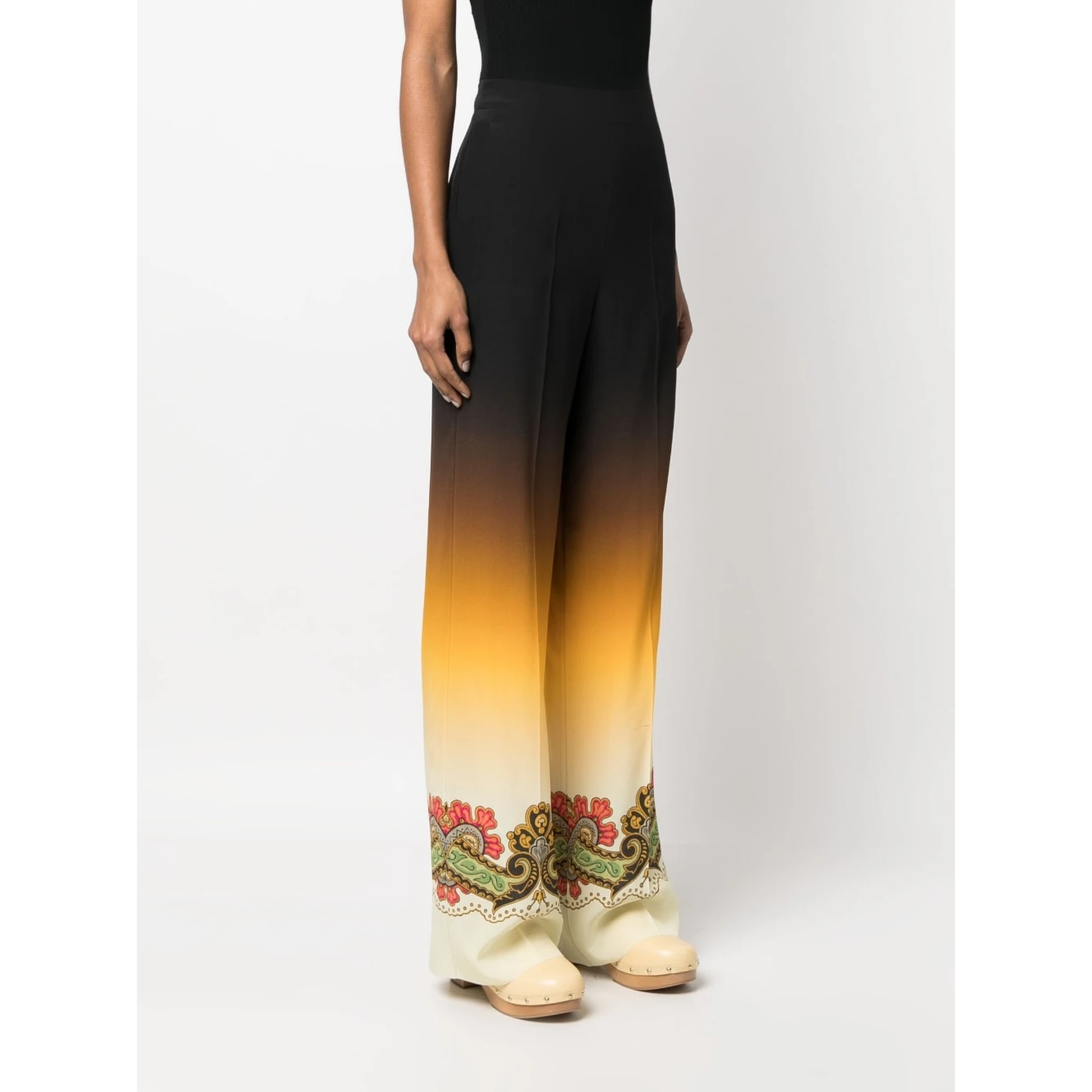 graphic-print straight-leg trousers