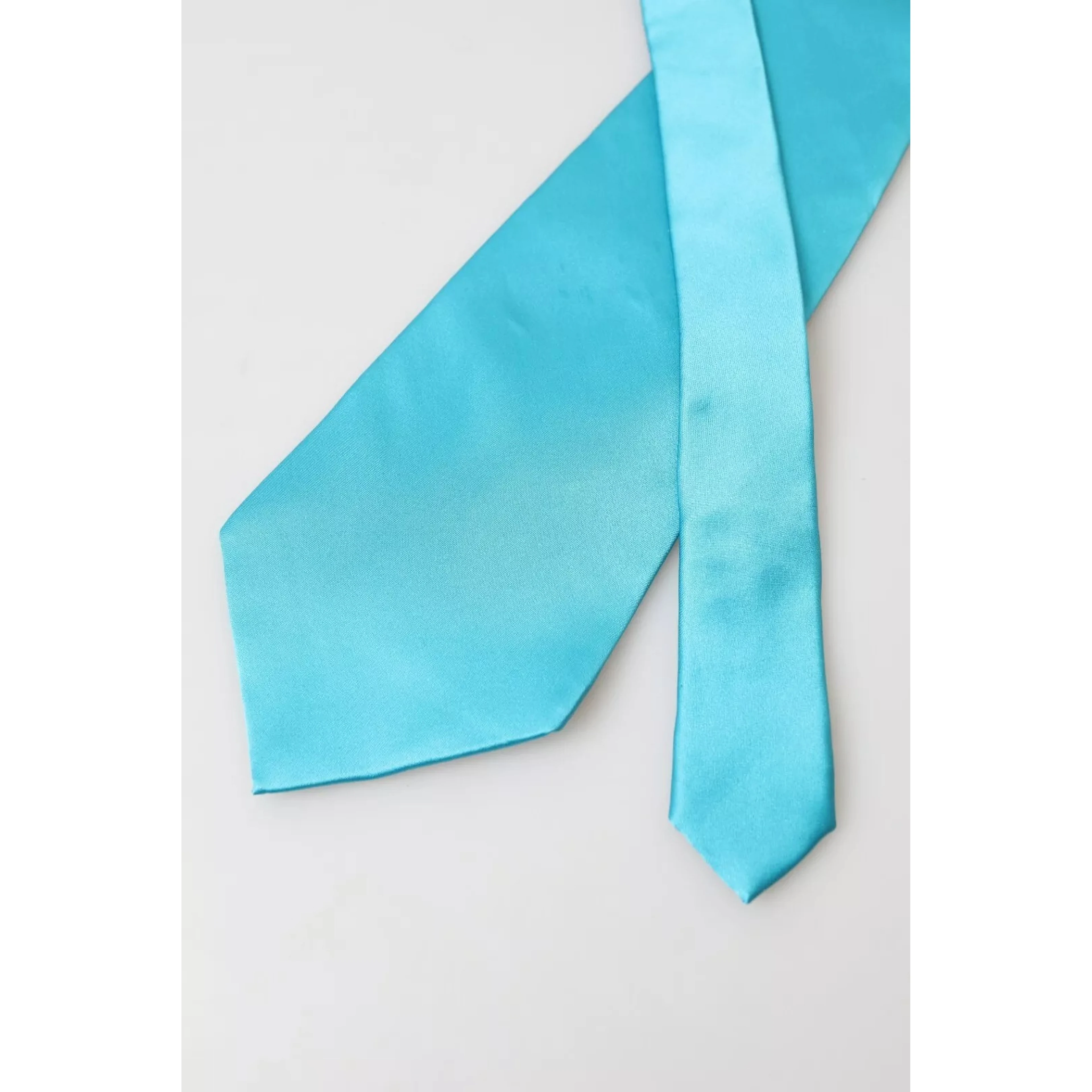 Light Blue 100% Silk Wide Mens Necktie