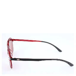 نظارات شمسية معدنية سوداء