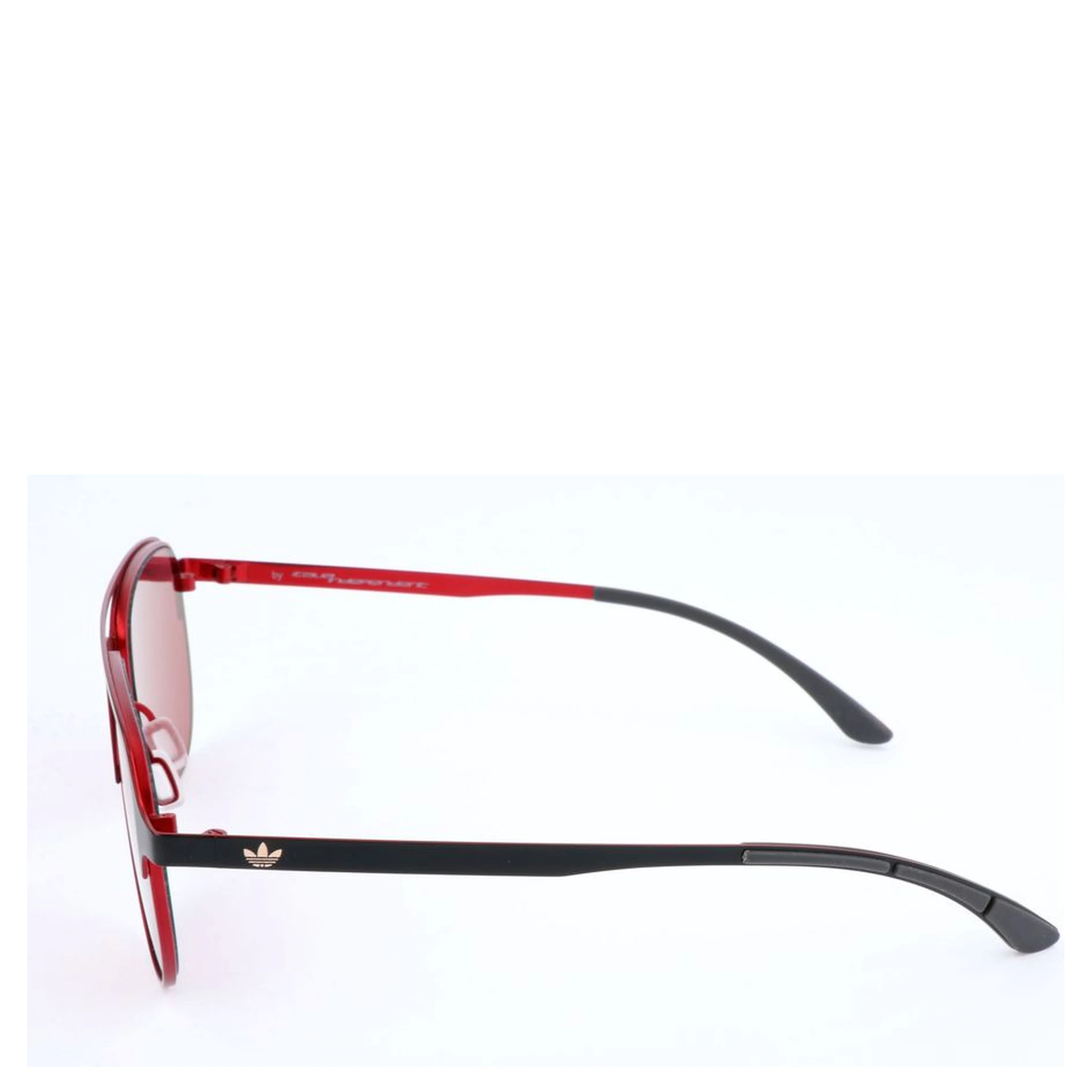 نظارات شمسية معدنية سوداء