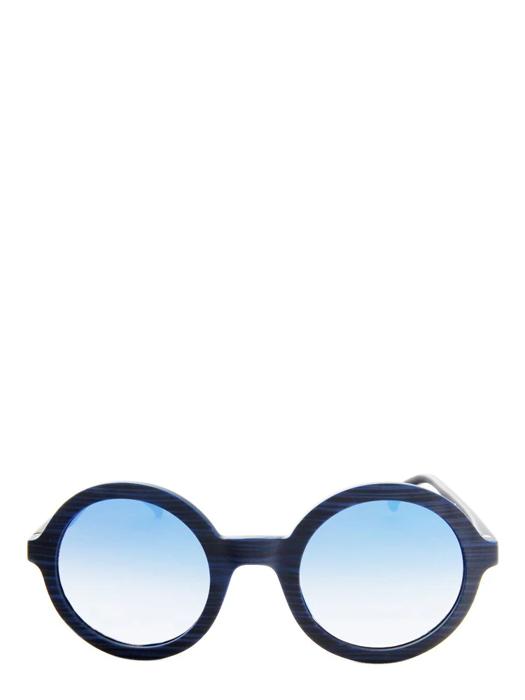 نظارات شمسية بلاستيكية زرقاء alternative