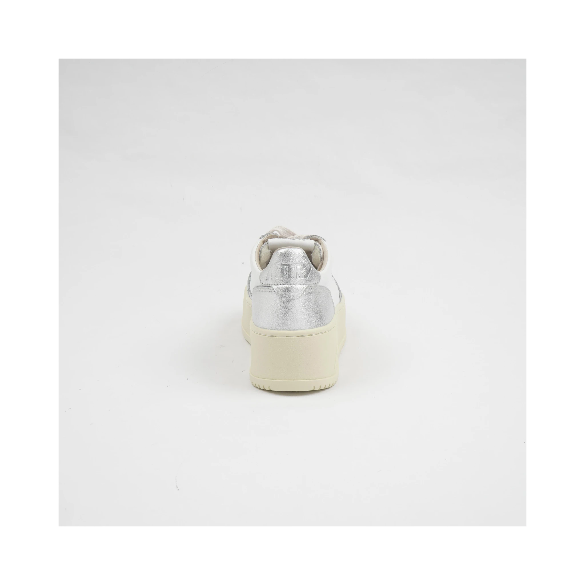 Medalist Platform Sneaker