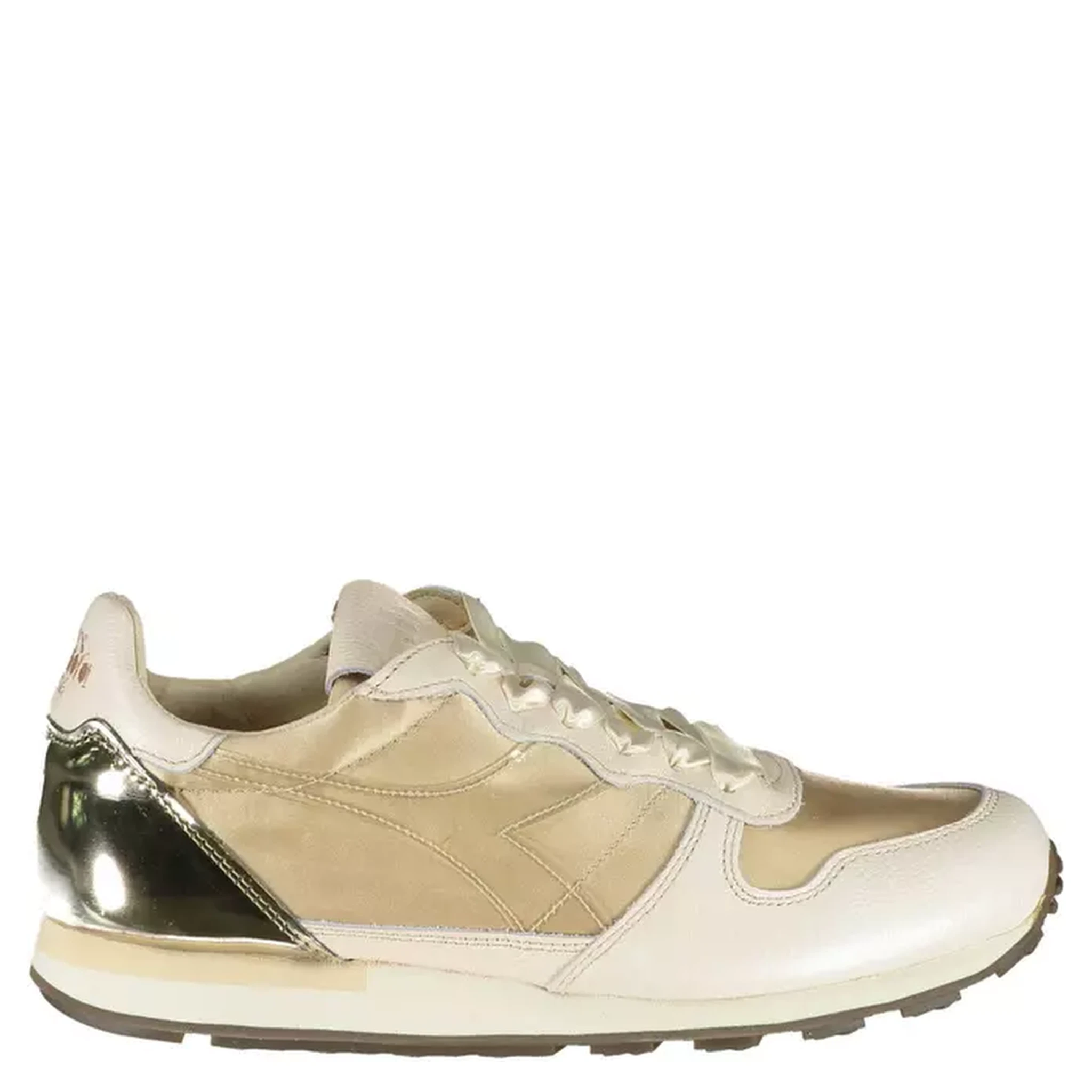 Women's sports sneakers