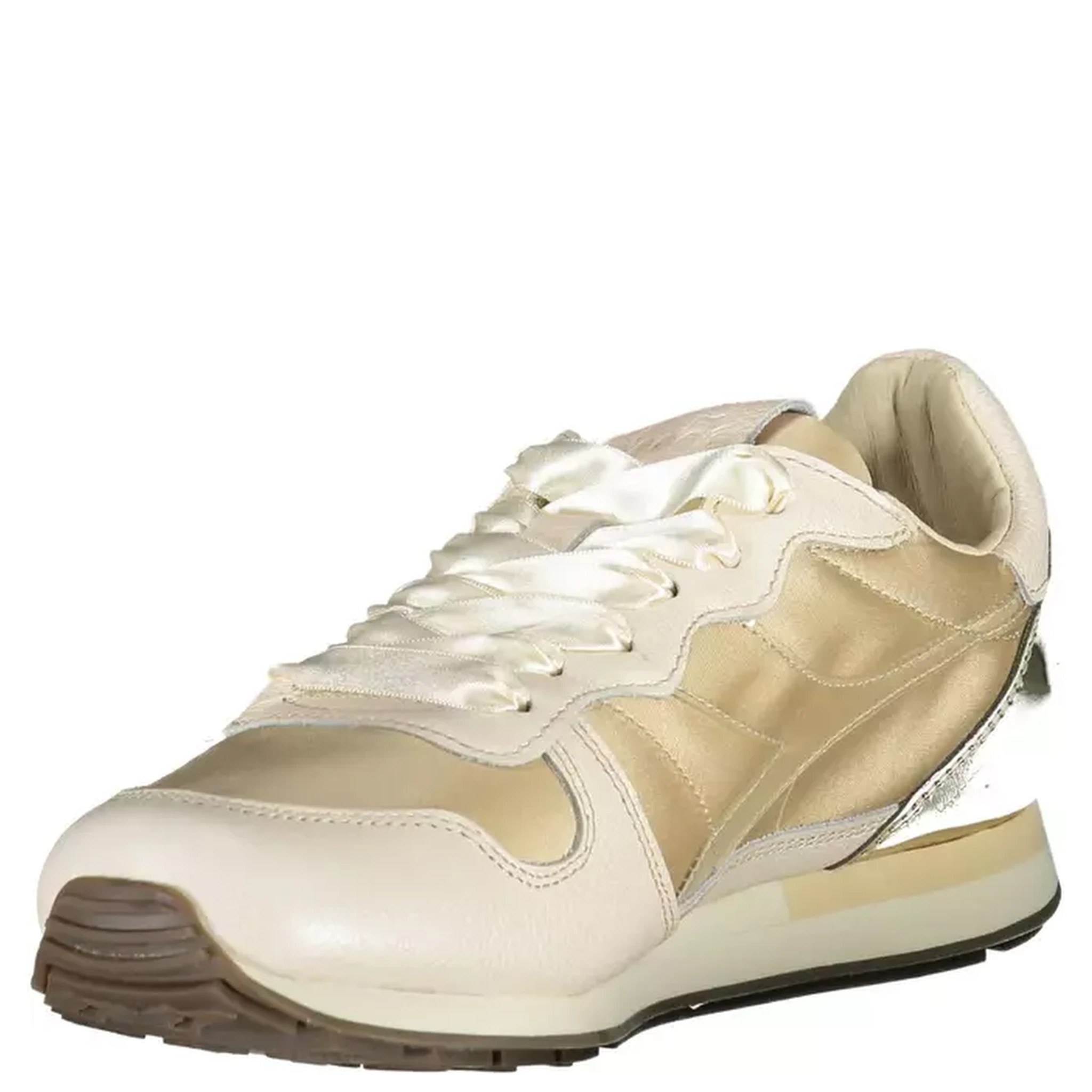 Women's sports sneakers
