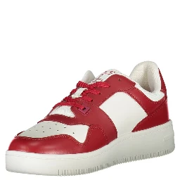 Low-top sneakers in a red and white colorway