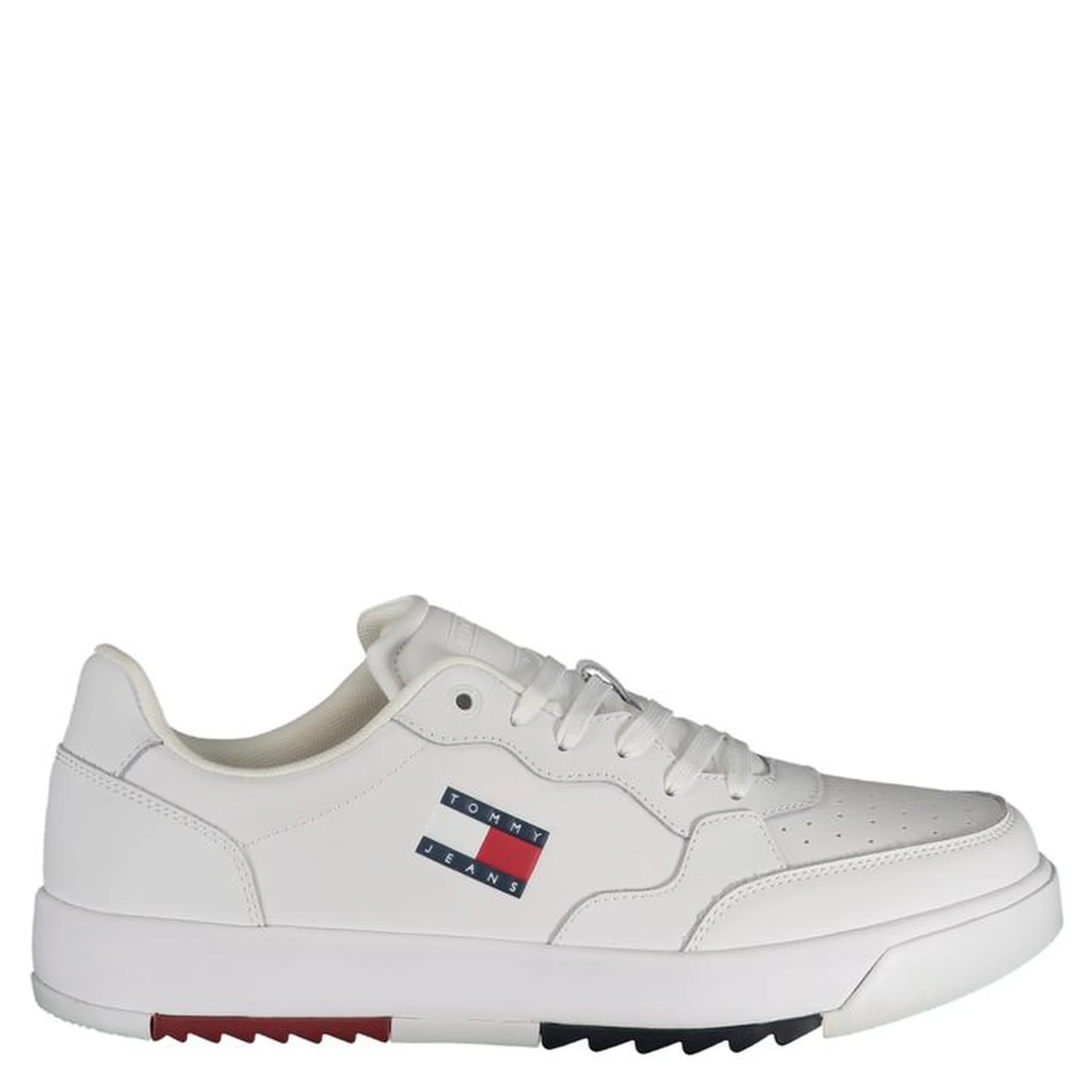 Basket lace-up sneaker