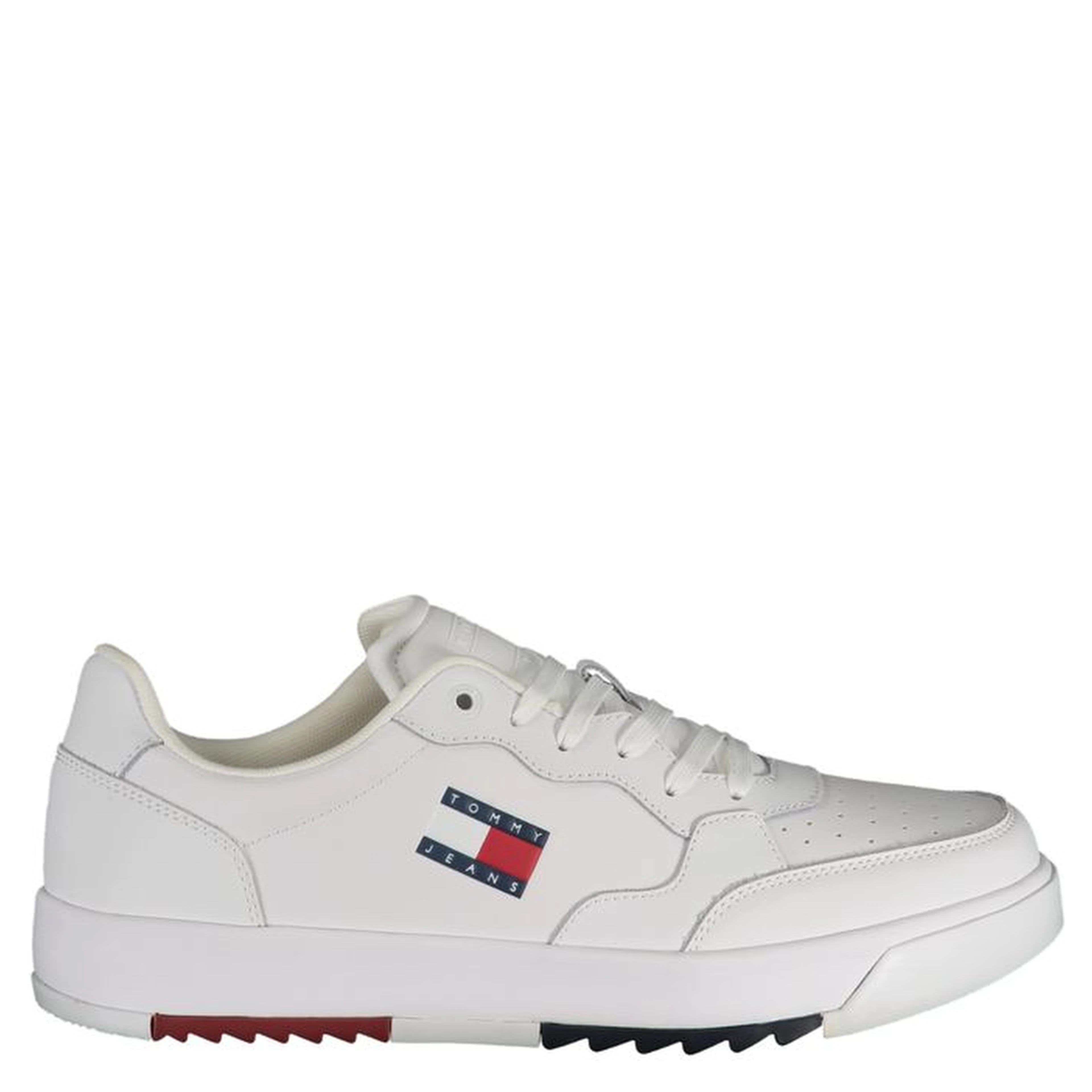 Basket lace-up sneaker