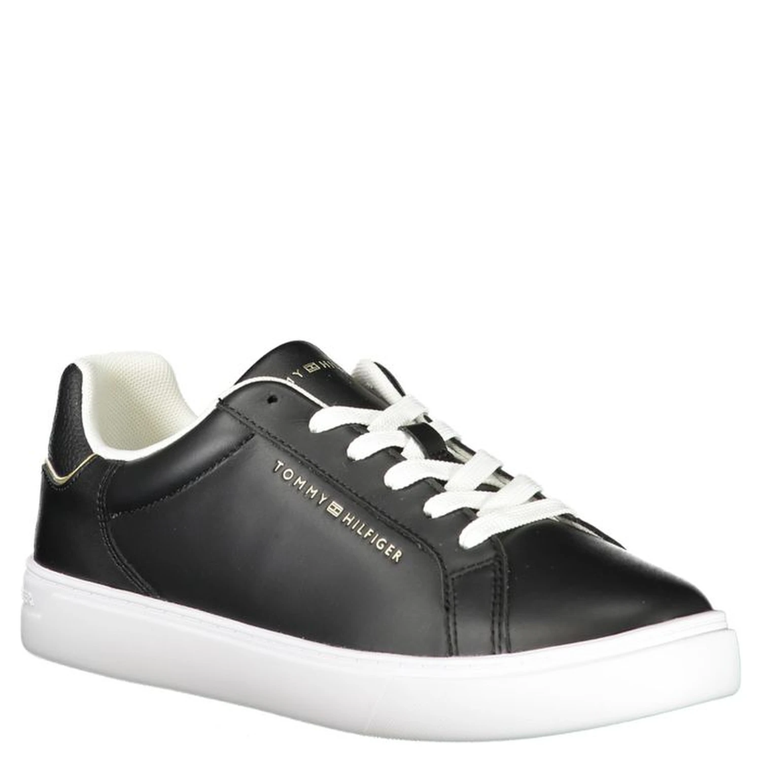 Women's black leather sneakers