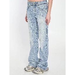 Low-rise jeans