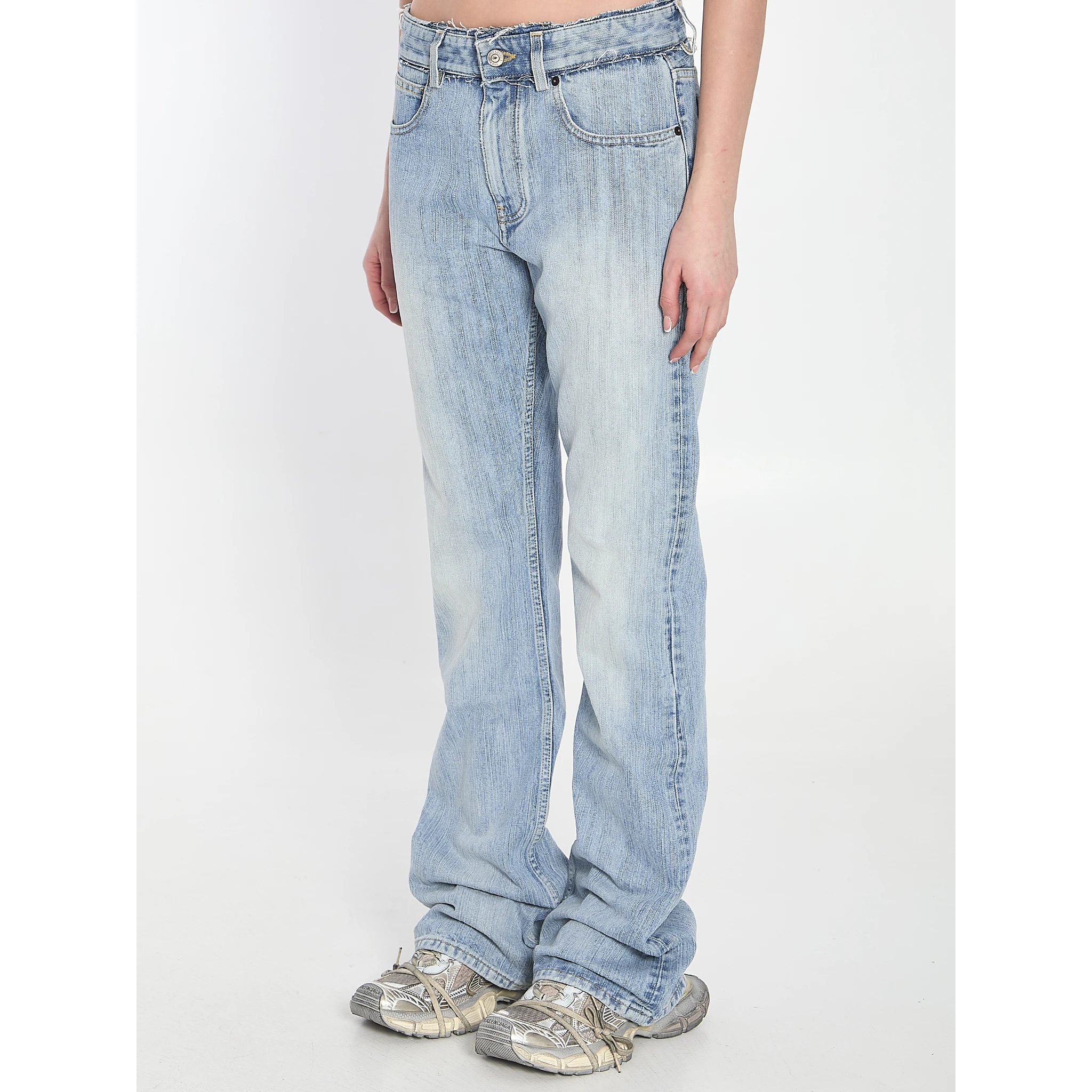 Low-rise jeans