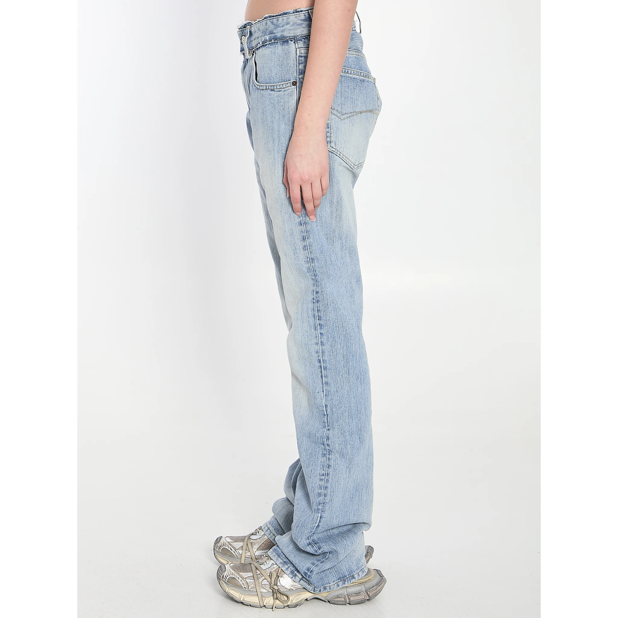 Low-rise jeans