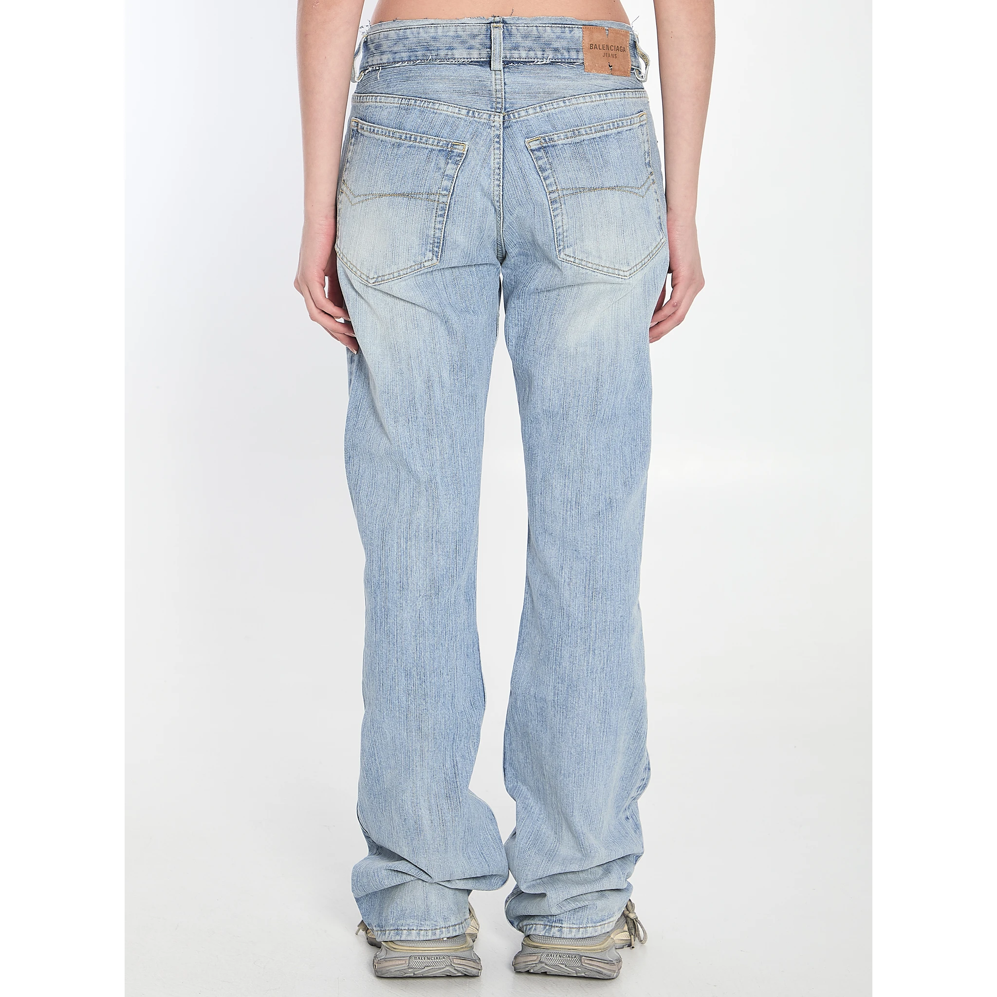 Low-rise jeans