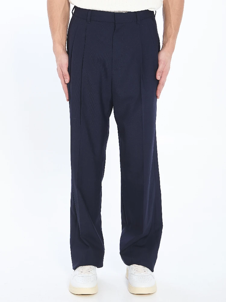 Tailored trousers with front pleats
