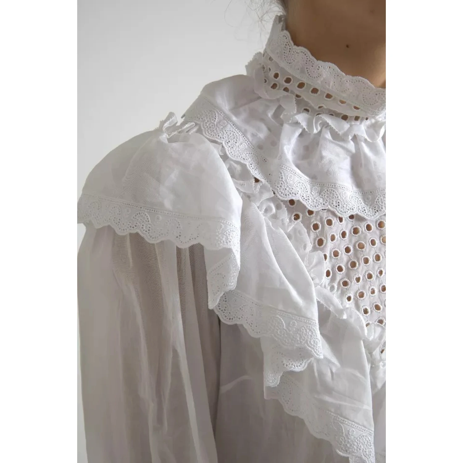 White Cotton Lace Trim Turtle Neck Blouse