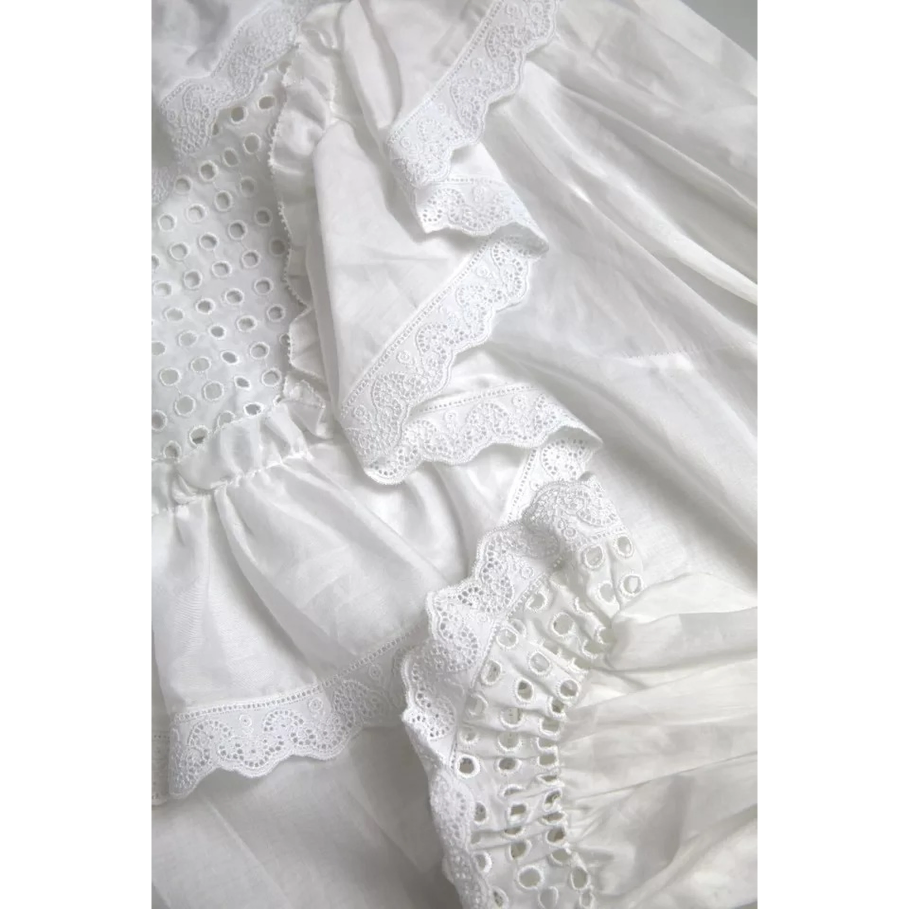 White Cotton Lace Trim Turtle Neck Blouse