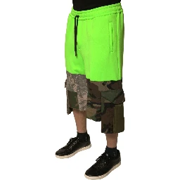 شورت برمودا أخضر مرقع
