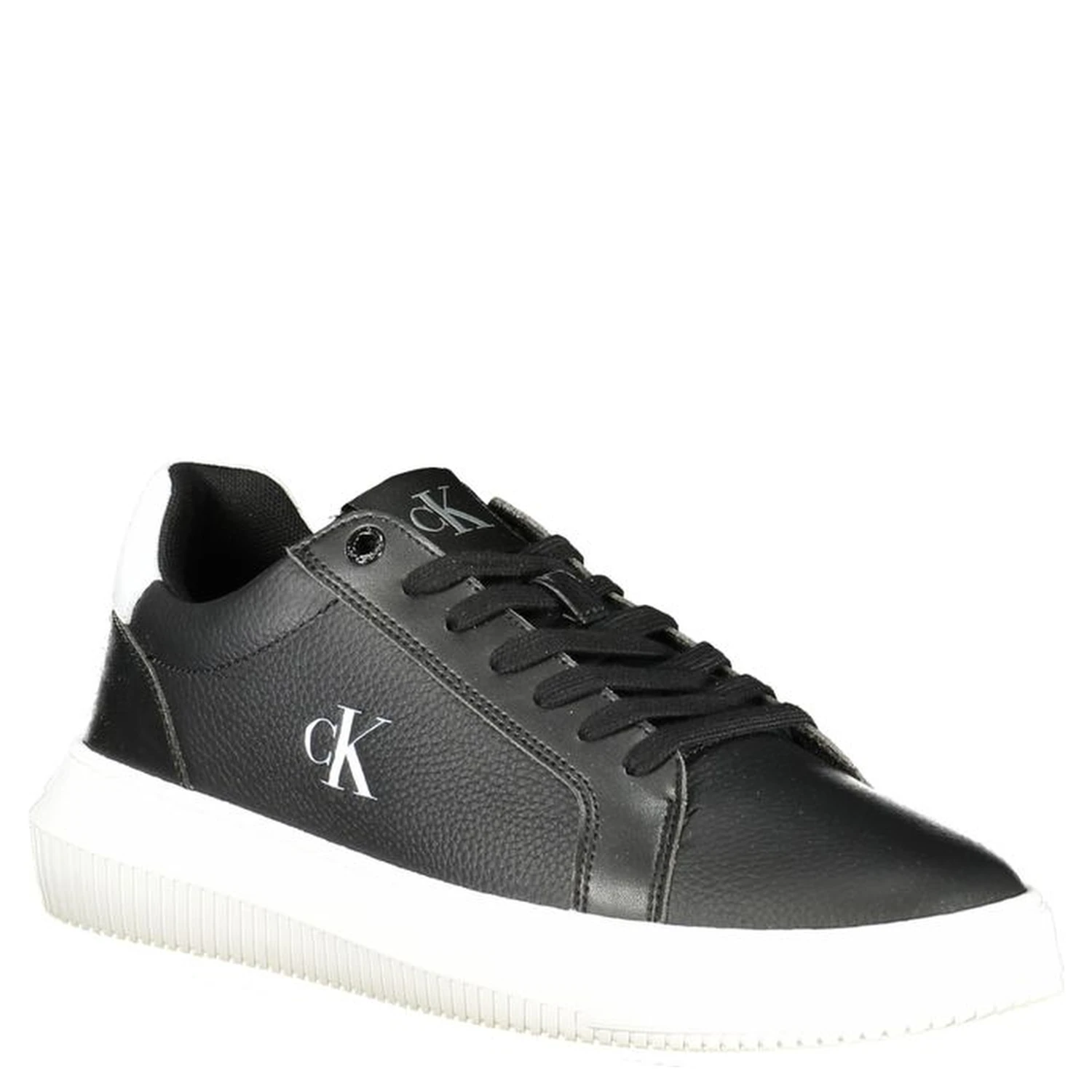 Casual Low Top Sneakers