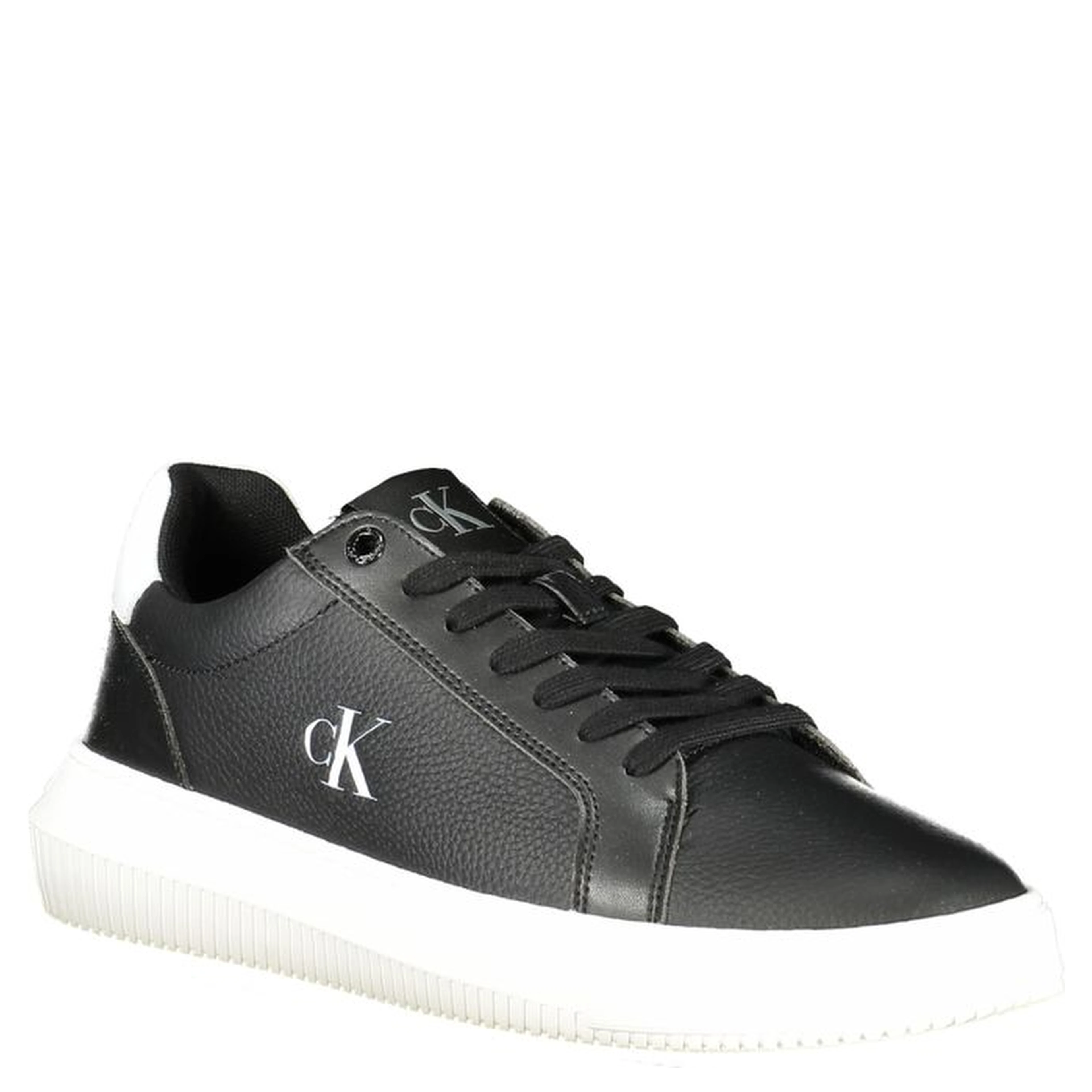 Casual Low Top Sneakers