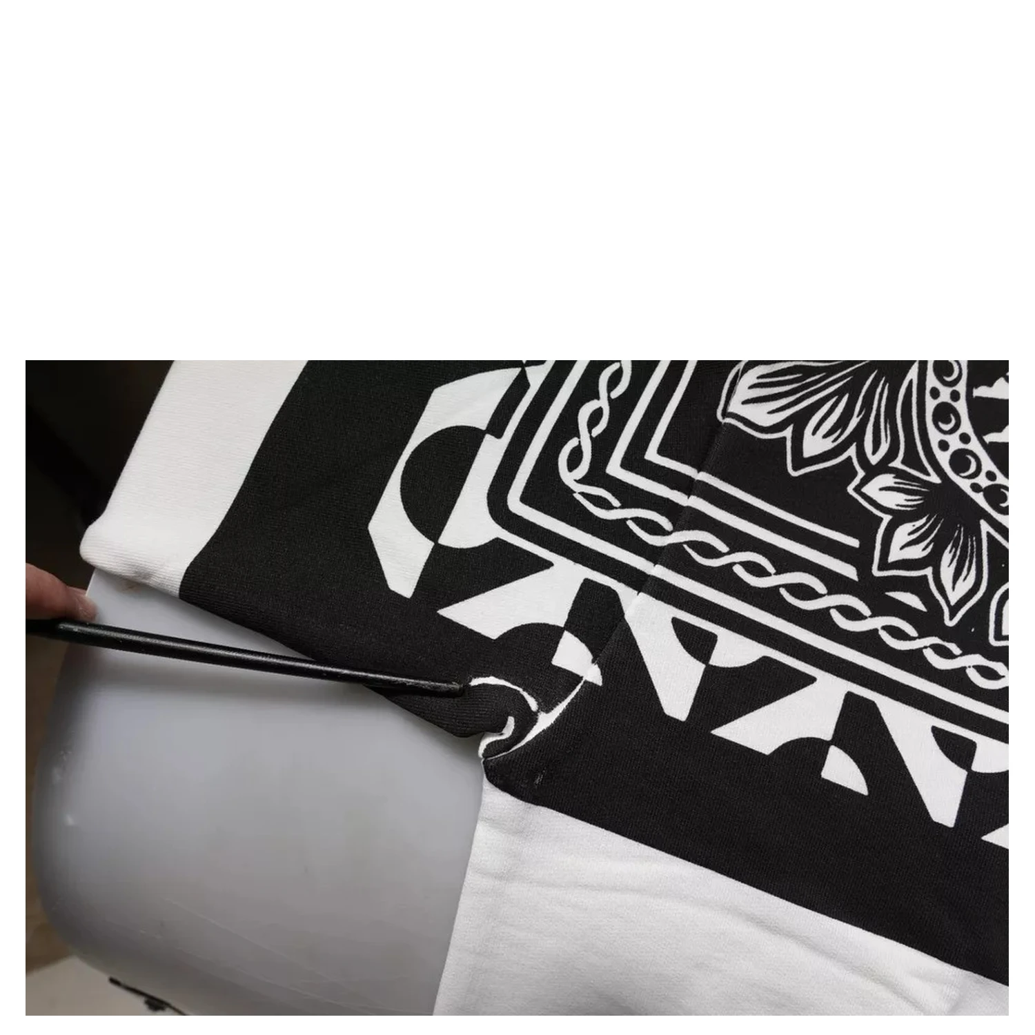 White Black Printed Cotton Sweatshirt Sweater