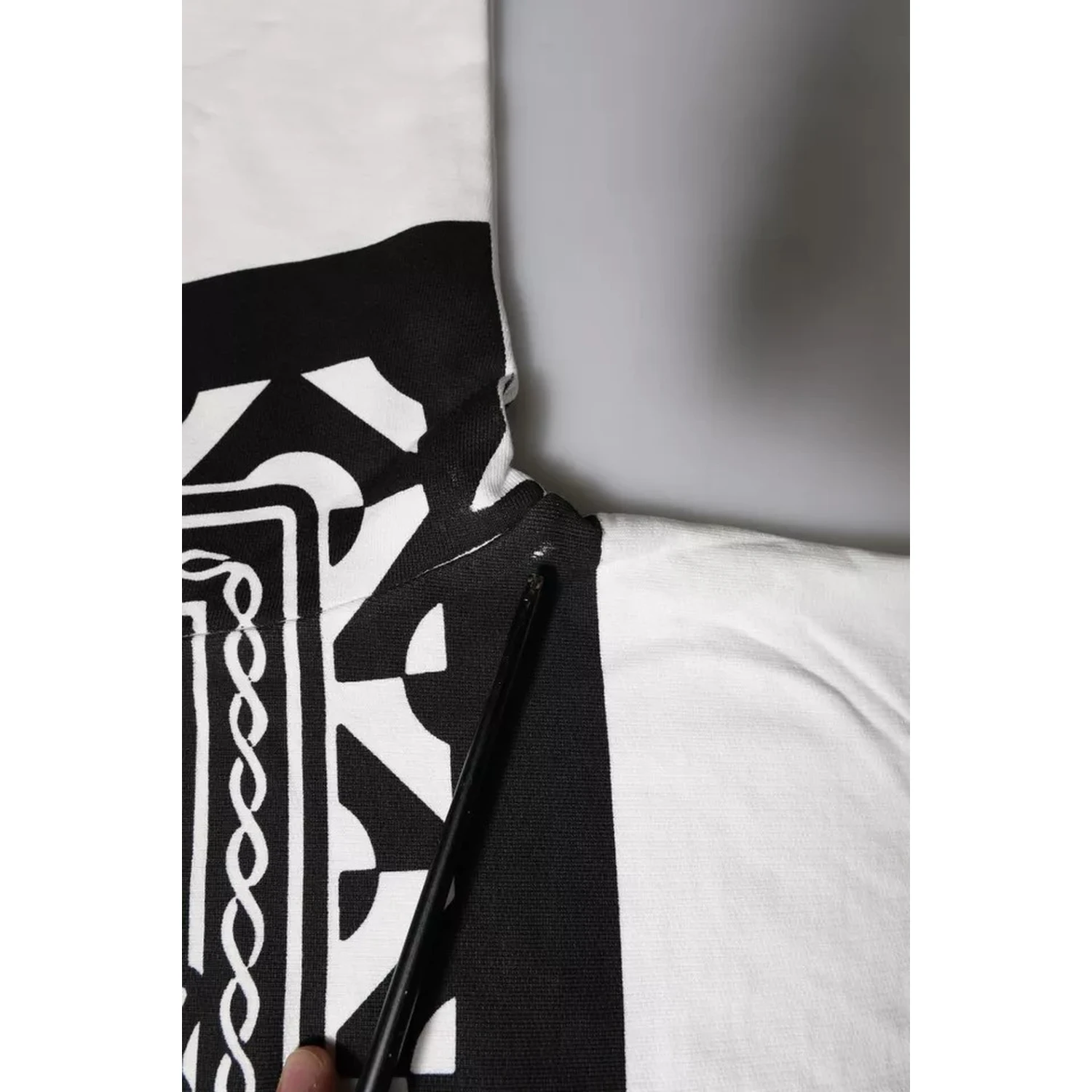 White Black Print Cotton Sweatshirt Sweater