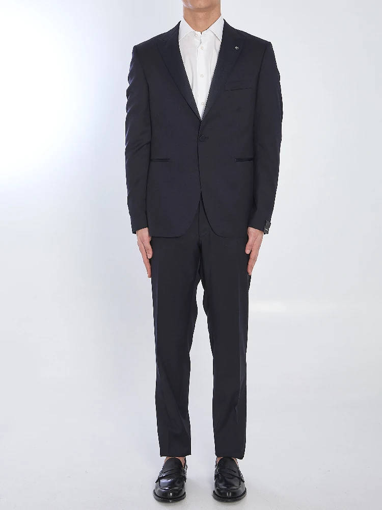 Tuxedo in virgin wool