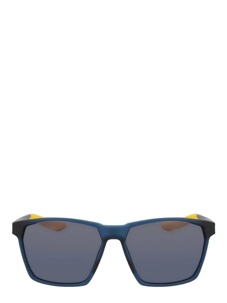 نظارات شمسية زرقاء مصبوبة alternative