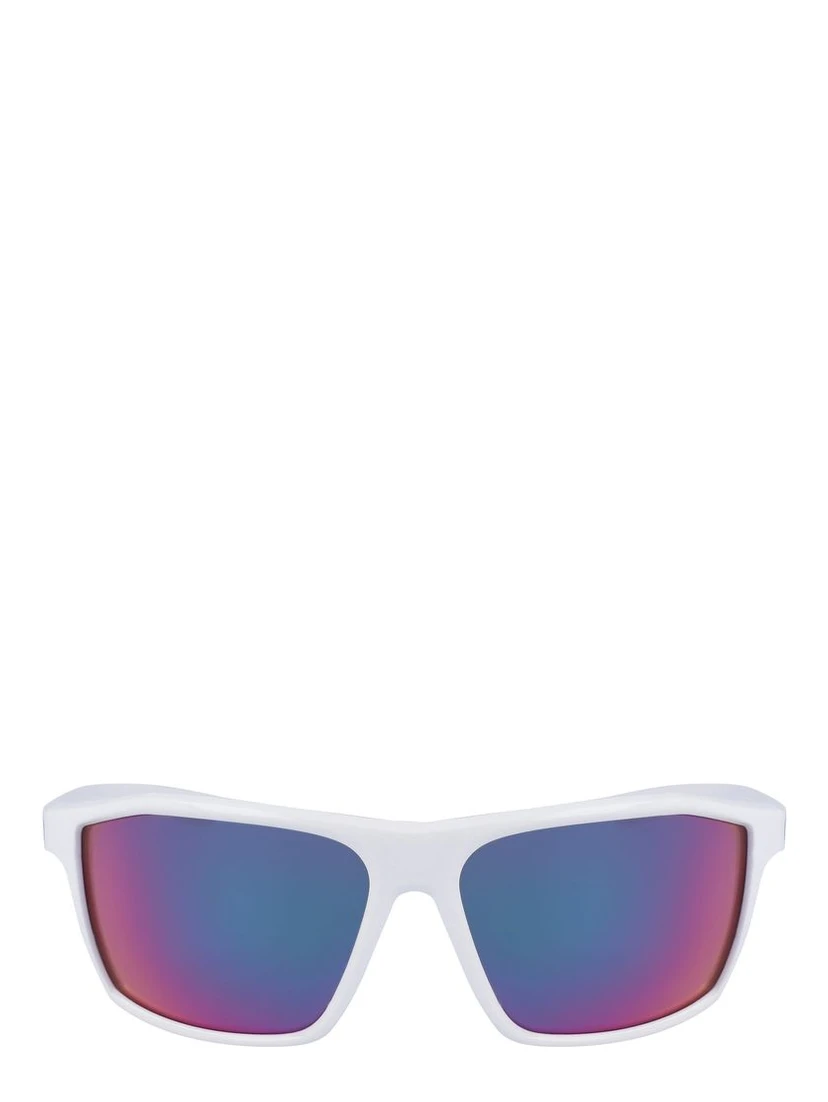 نظارات شمسية بيضاء مصبوبة