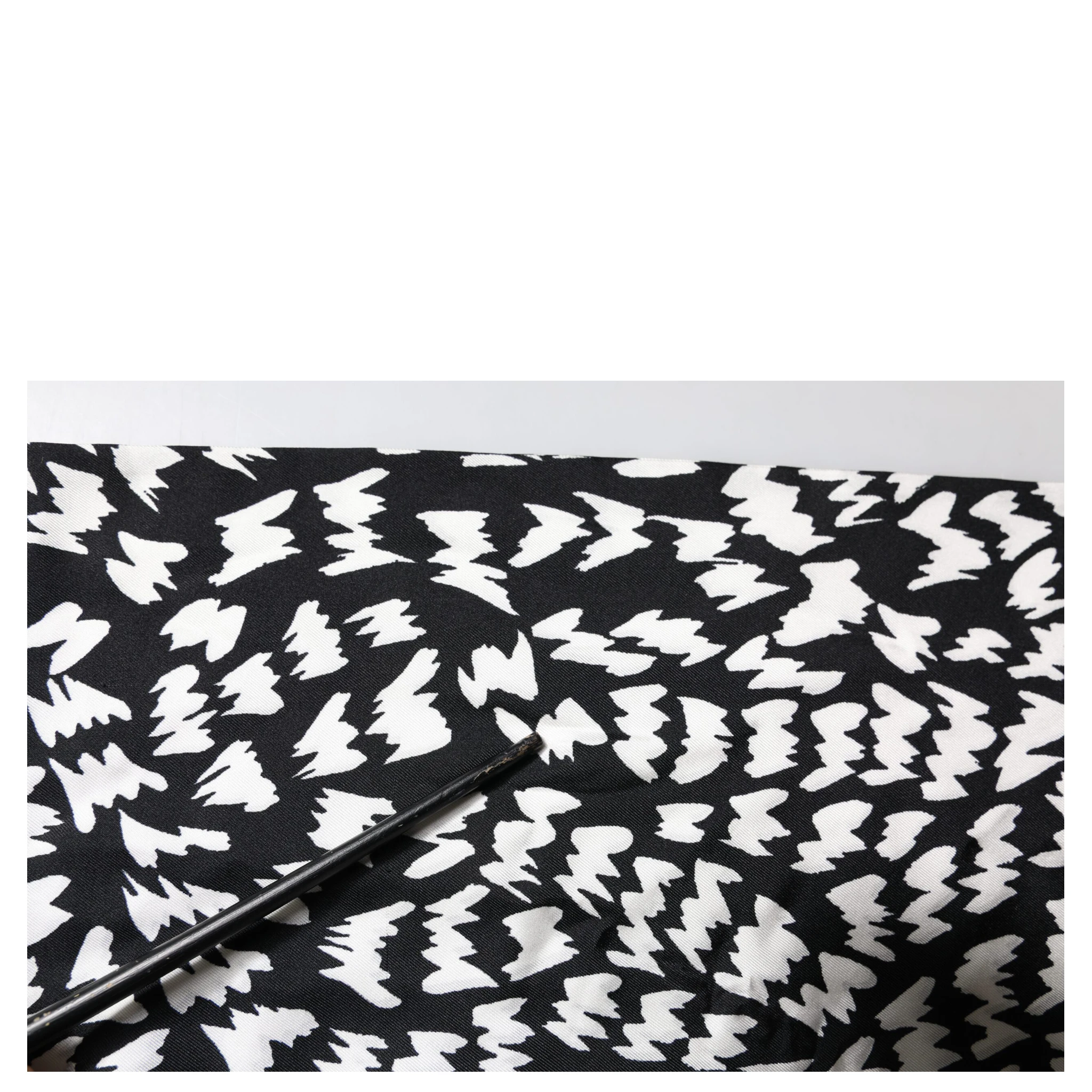 Black White Patterned Fringes Shawl Scarf