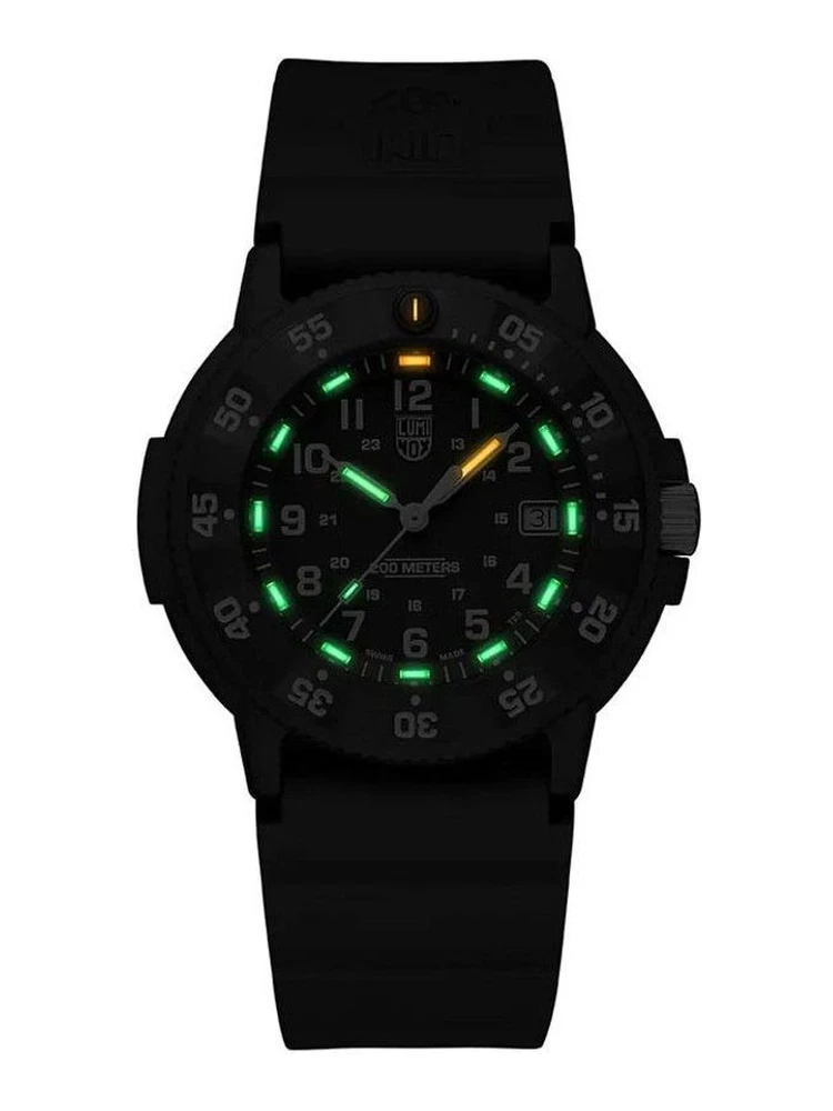 Black Rubber Sport Watch alternative