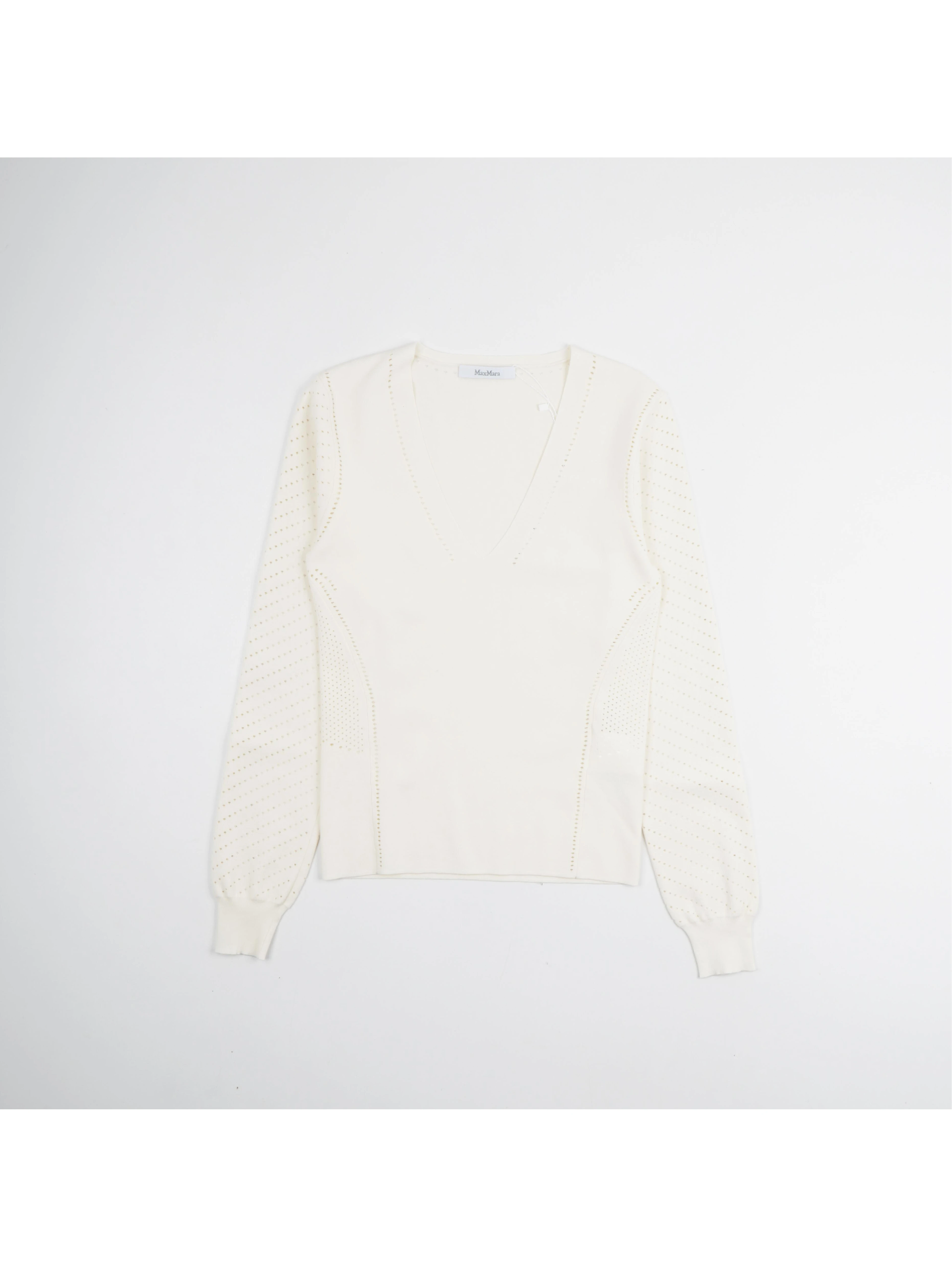 Nadar V-neck Sweater