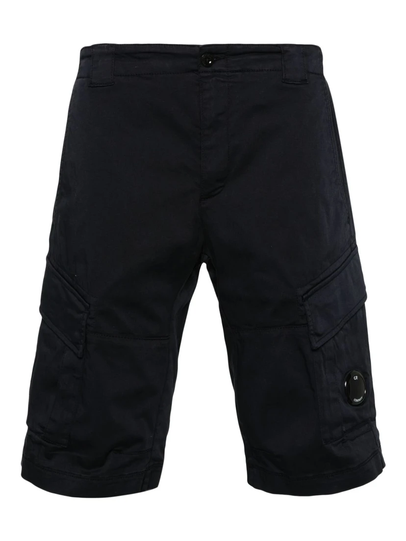 Lens-detail cargo shorts
