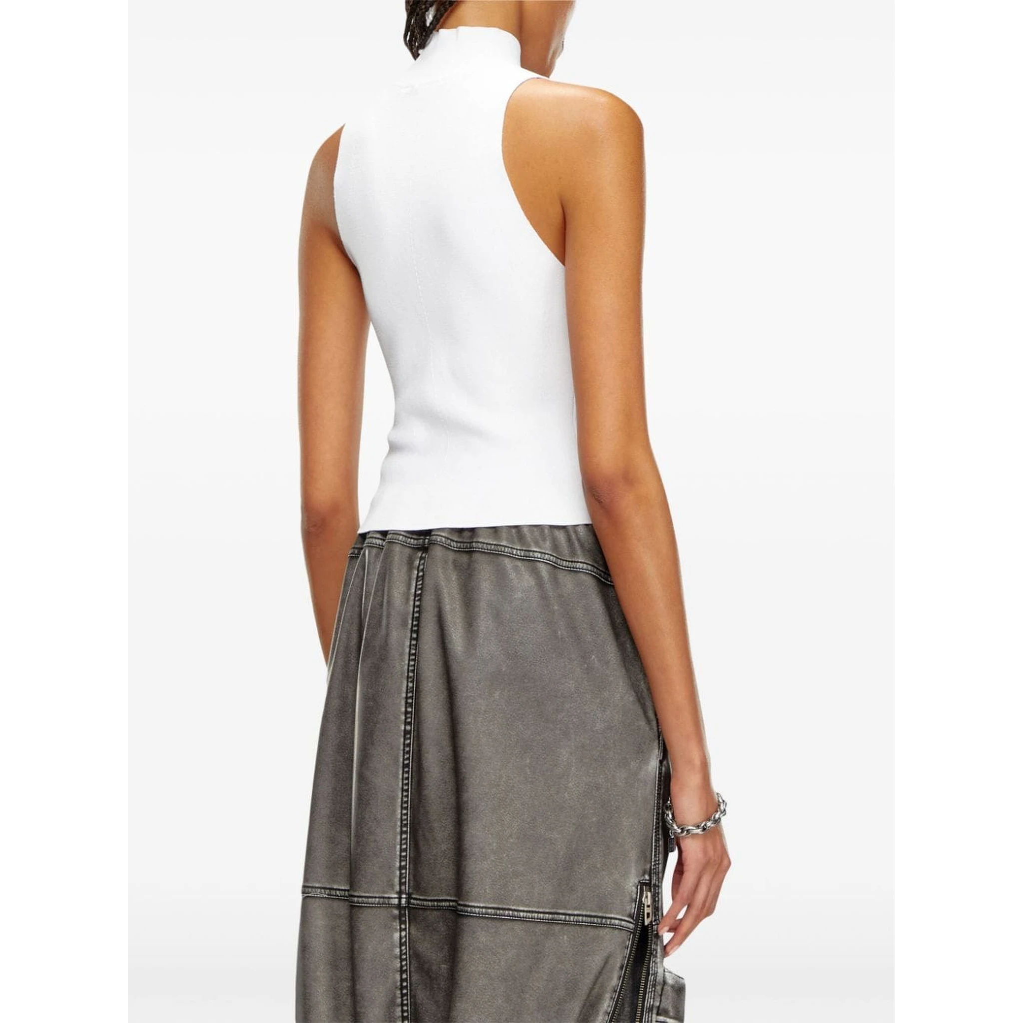 Women M-onervax Stand-up Collar Top In White