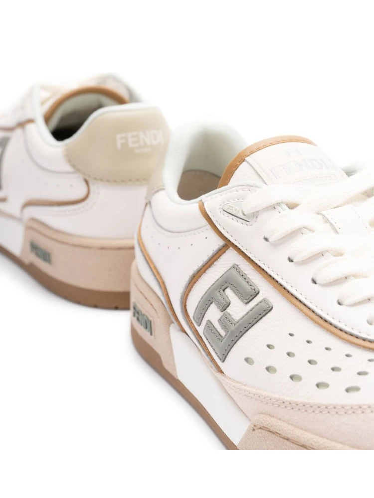 Fendi Sneakers Beige alternative