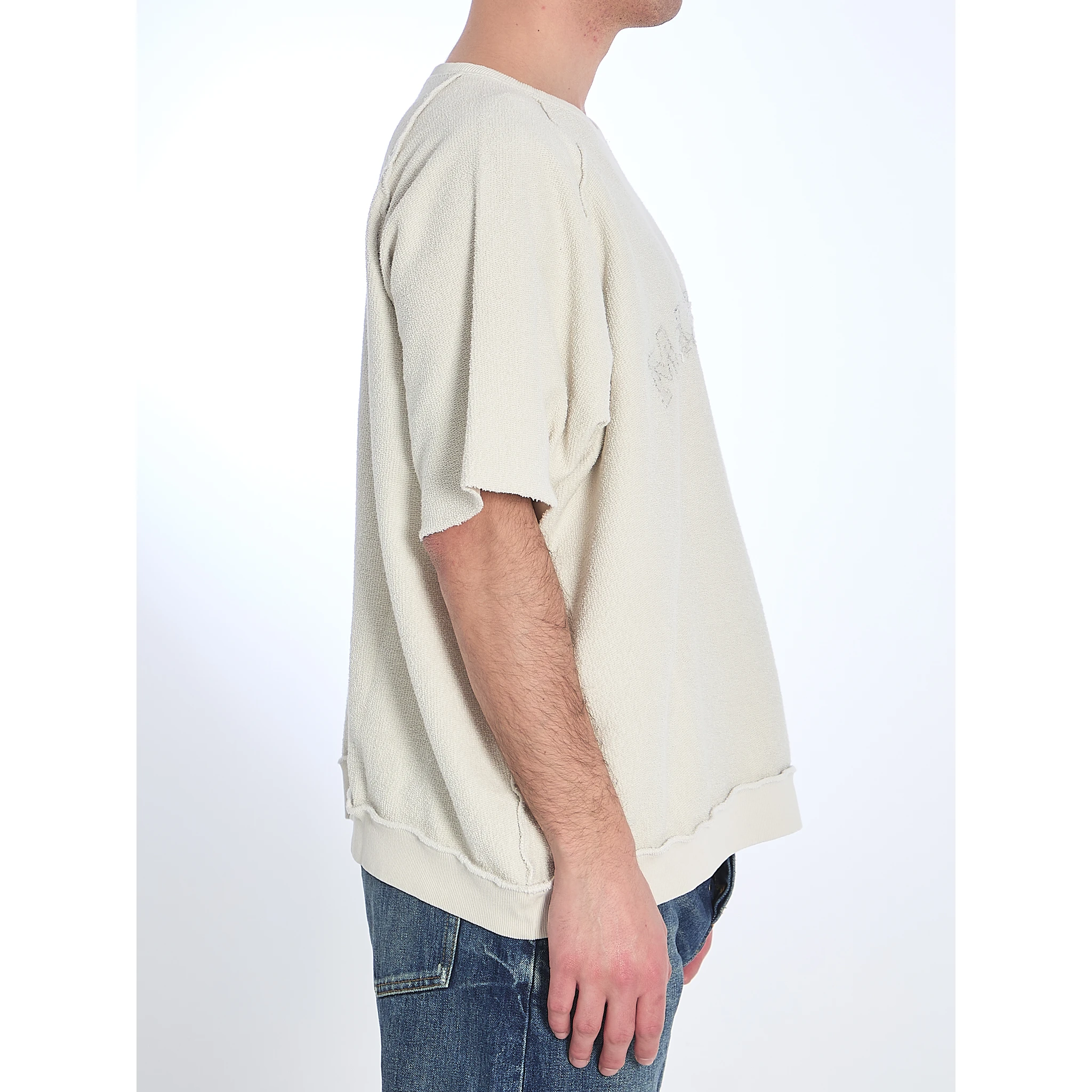 Short-sleeve sweatshirt