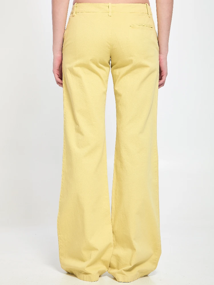 Low-rise trousers alternative