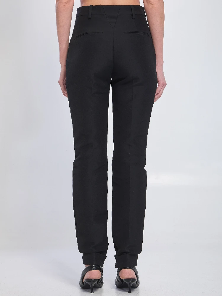 Black trousers alternative