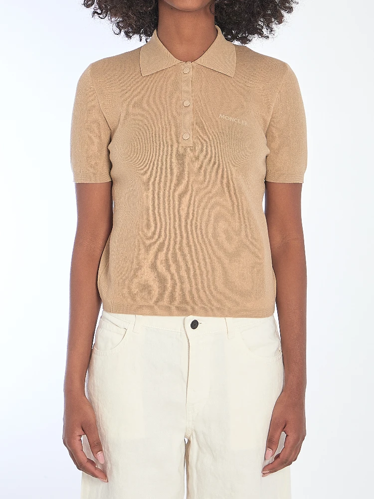 Polo shirt with embroidered logo